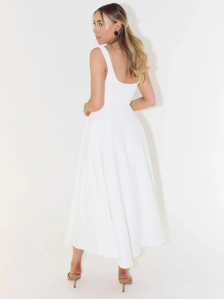 Lucinda™ | Kleid in purpurroter Eleganz