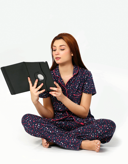 Siesta Baumwoll-Hemd- und Pyjama-Set mit Knopfleiste – Navy Herzen